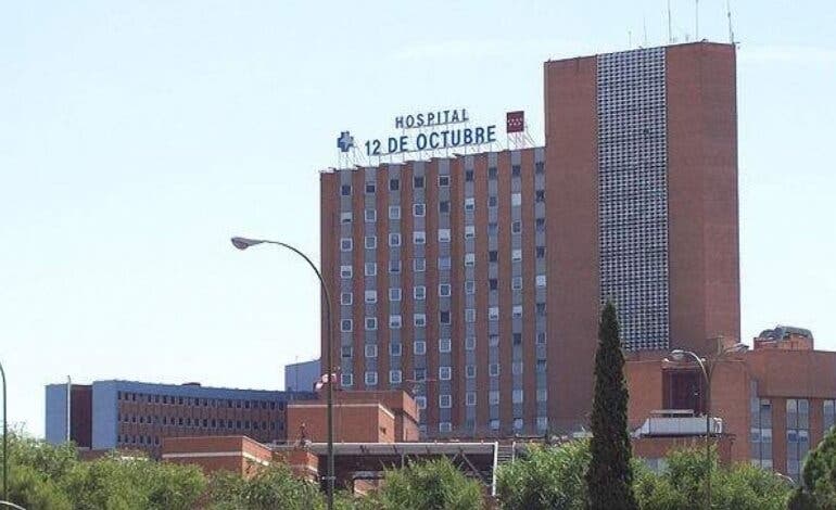 Trasladan en helicóptero a Madrid a un joven de 24 años apuñalado en Mondéjar (Guadalajara)