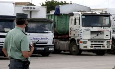 La Guardia Civil de Arganda desmantela dos bandas que robaban mercancía a camioneros