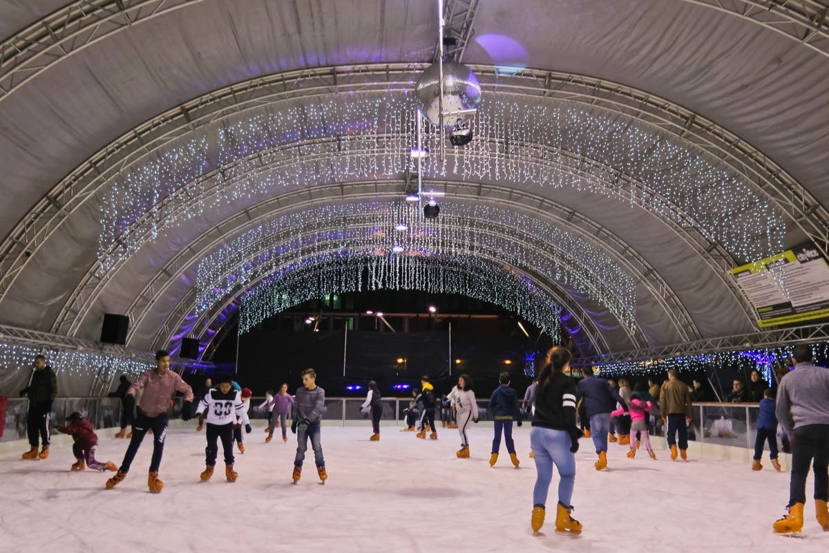 Vuelve la Pista de Hielo a la Plaza de España de Torrejón