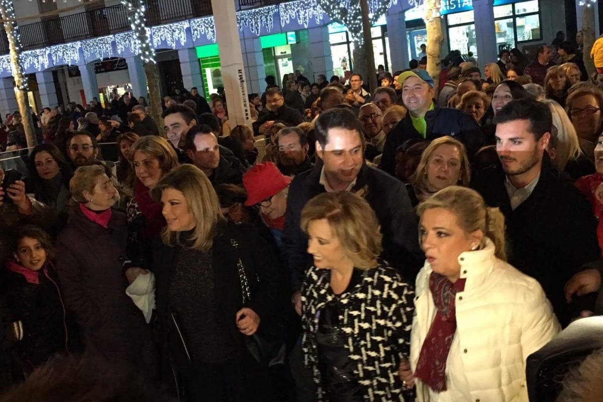 Así fue el paso de Las Campos por Torrejón, madrinas de las Mágicas Navidades