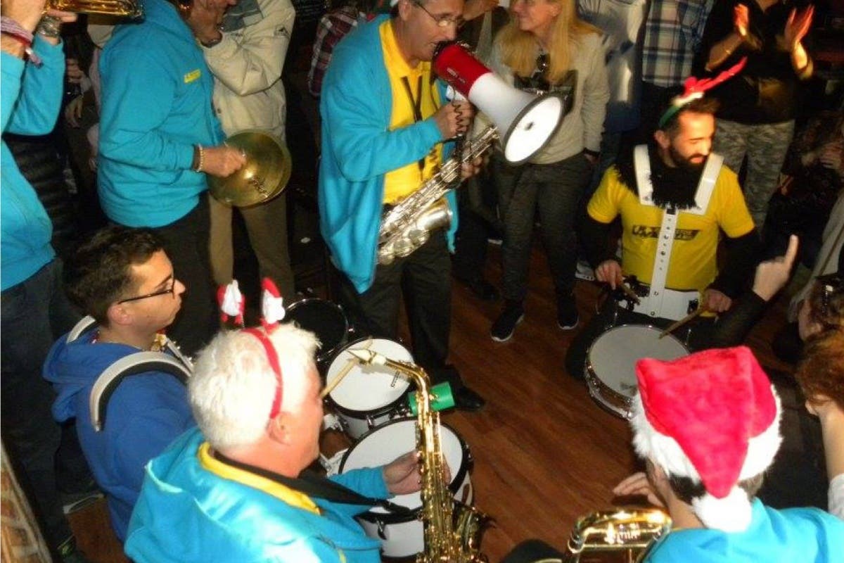 Nochebuena en Torrejón: vermouth, charanga y fiesta remember