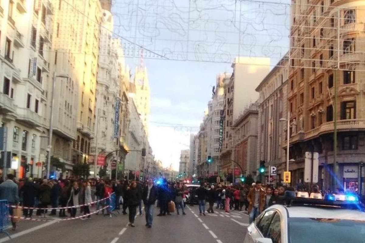 Pánico en la Gran Vía por una falsa amenaza de bomba