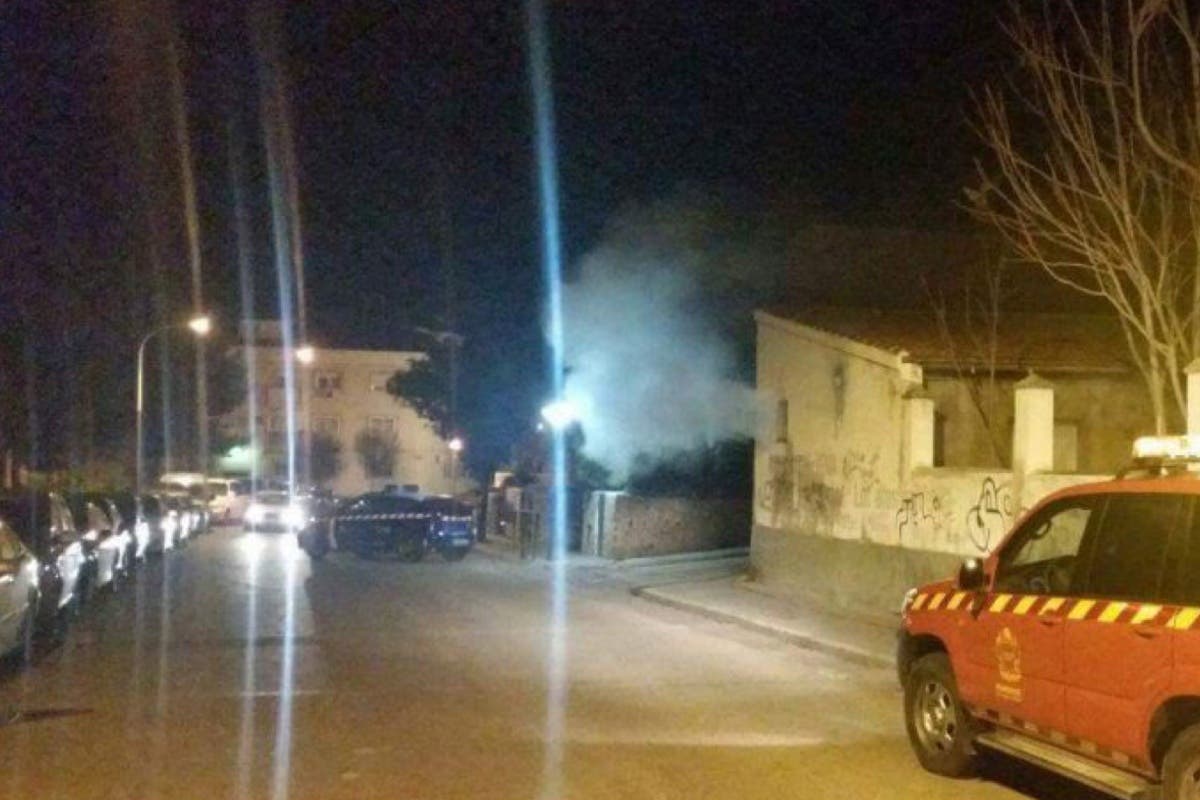 Un hombre ebrio provoca un incendio en una vivienda de Velilla de San Antonio