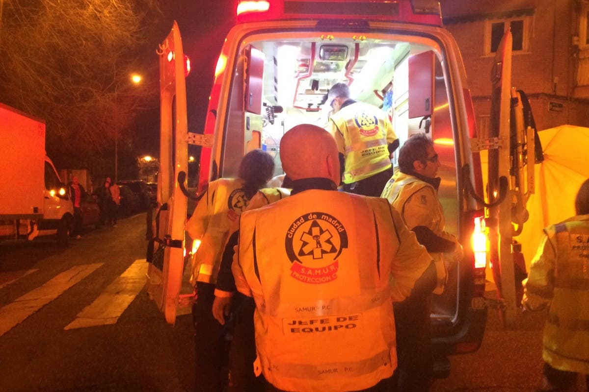 Un hombre grave tras ser atropellado por un camión en Madrid