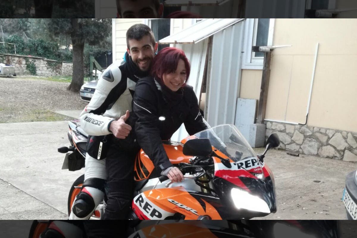 300 motos rugen en Daganzo por Laura y Rafa