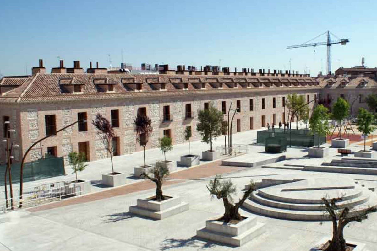 Un juez anula de forma cautelar la venta de la Plaza de San Fernando