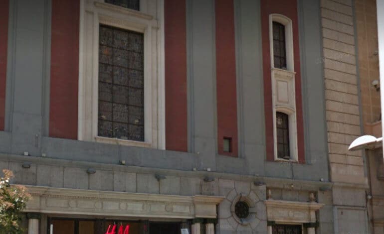 La tienda H&M de la Gran Vía podría cerrar sus puertas