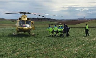 Trasladan grave en helicóptero a un motorista tras un accidente en Cobeña