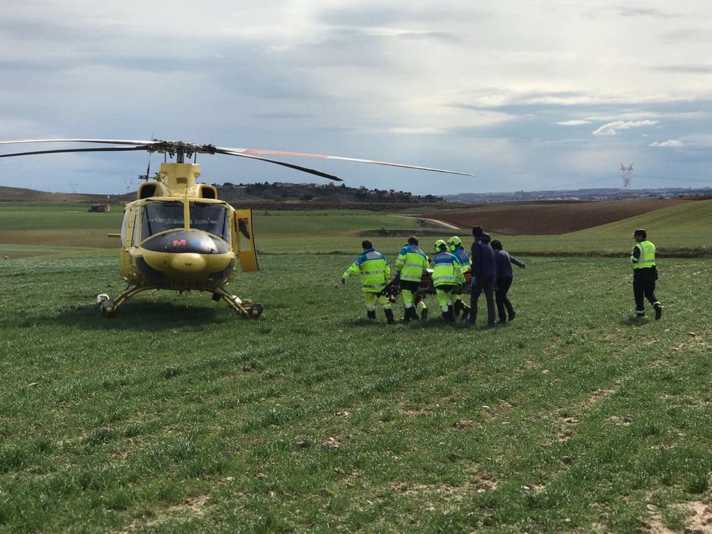 Trasladan grave en helicóptero a un motorista tras un accidente en Cobeña