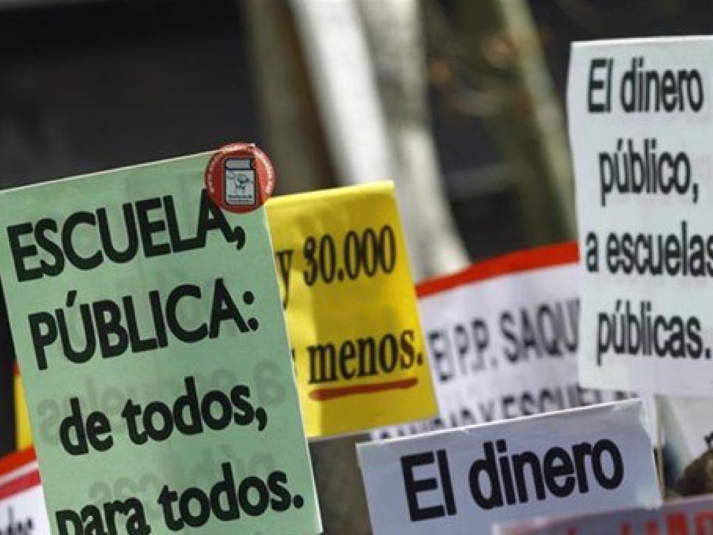 La Policía interviene por piquetes violentos durante la huelga de estudiantes en Madrid