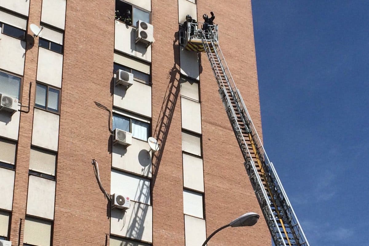 En estado crítico una anciana tras un incendio en su vivienda