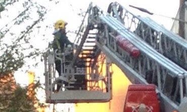 Unas 200 personas desalojadas por un incendio en Guadalajara