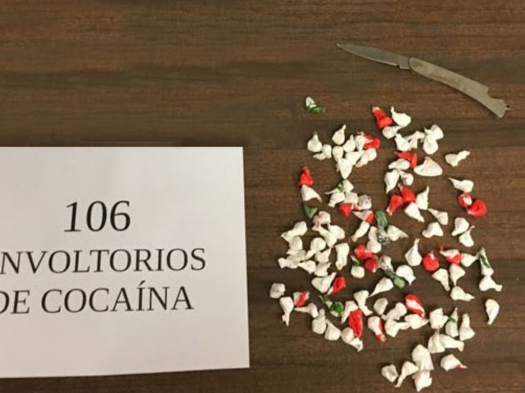 Detenido en Madrid por esconder 106 bolsitas de cocaína en sus genitales