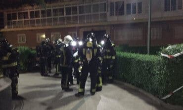 Un incendio deja 12 intoxicados por humo, tres de ellos menores