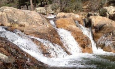 Herido grave un senderista al caer por una cascada en La Pedriza