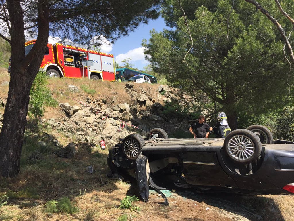 Muere una mujer en Madrid al caer su coche por un terraplén