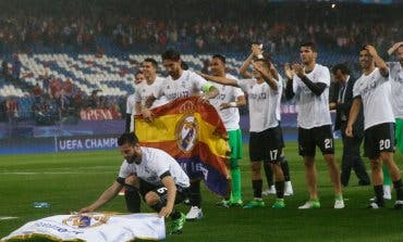 El alcalaíno Nacho explica por qué colocó la bandera en el Calderón