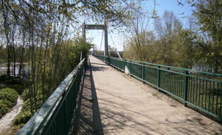 San Fernando precinta un puente por motivos de seguridad