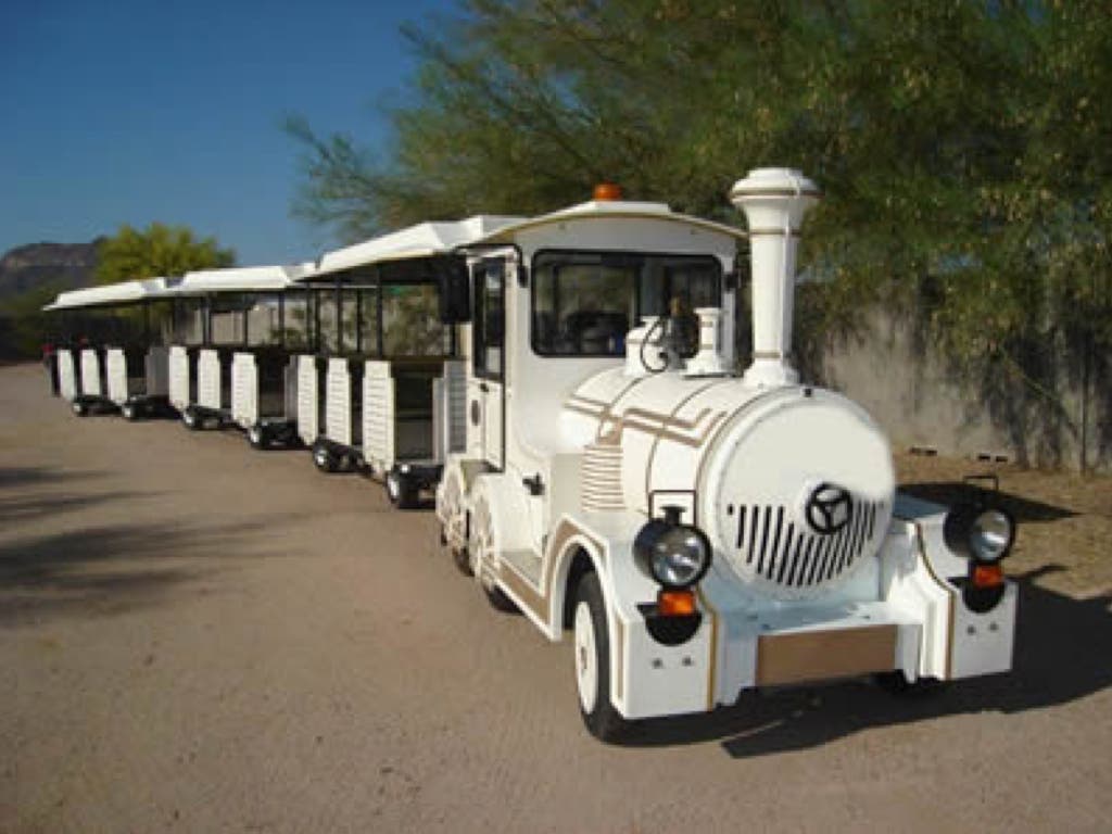 Un tren turístico recorrerá los principales monumentos de Alcalá