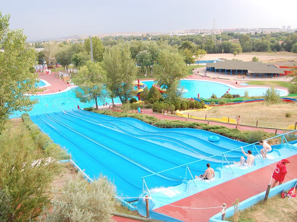 San Fernando de Henares se despide para siempre del Aquópolis