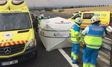 Muere un motorista al chocar contra un quitamiedos en la M-503