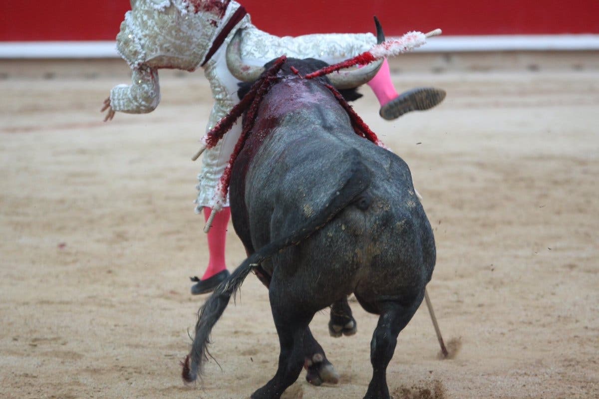 El torrejonero Gonzalo Caballero evoluciona bien de la cornada sufrida en San Fermín