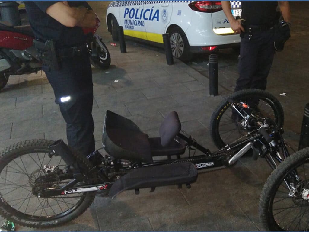 La Policía recupera la bicicleta robada a una atleta paralímpica en Madrid