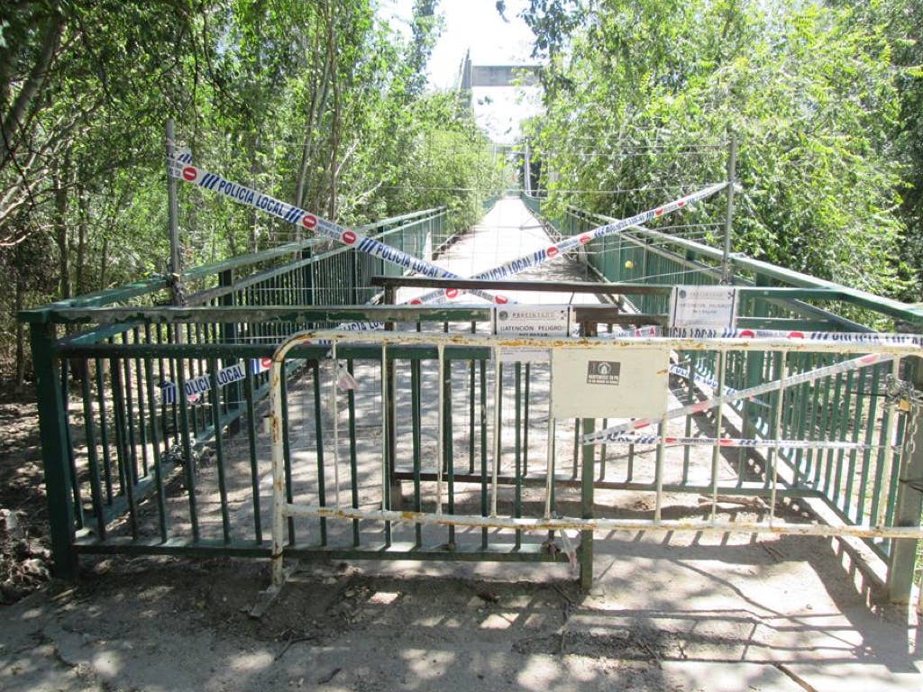 El Puente del Moco en San Fernando sigue cerrado sin fecha de apertura
