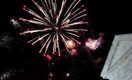 Alcalá despidió sus Ferias con un gran desfile y fuegos artificiales