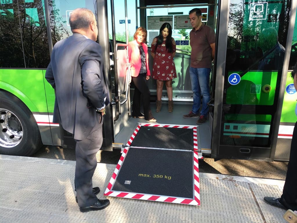 Nuevas paradas de autobús en San Fernando de Henares