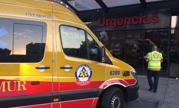 Herido grave al caerle encima una columna de altavoces