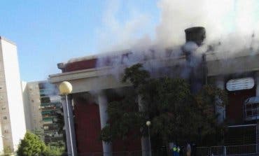 Incendio en el exterior de la discoteca Paladium de Coslada