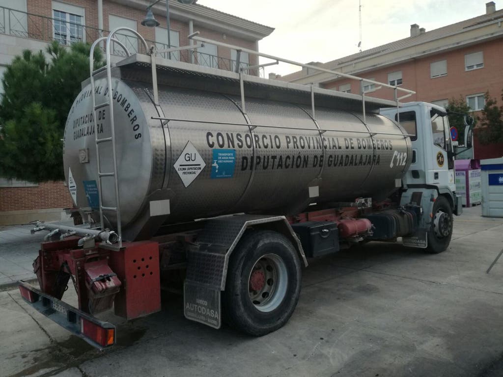 Una avería deja al centro de Cabanillas sin agua