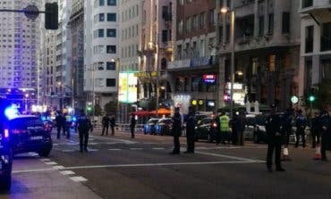 La Policía corta la Gran Vía por un coche sospechoso