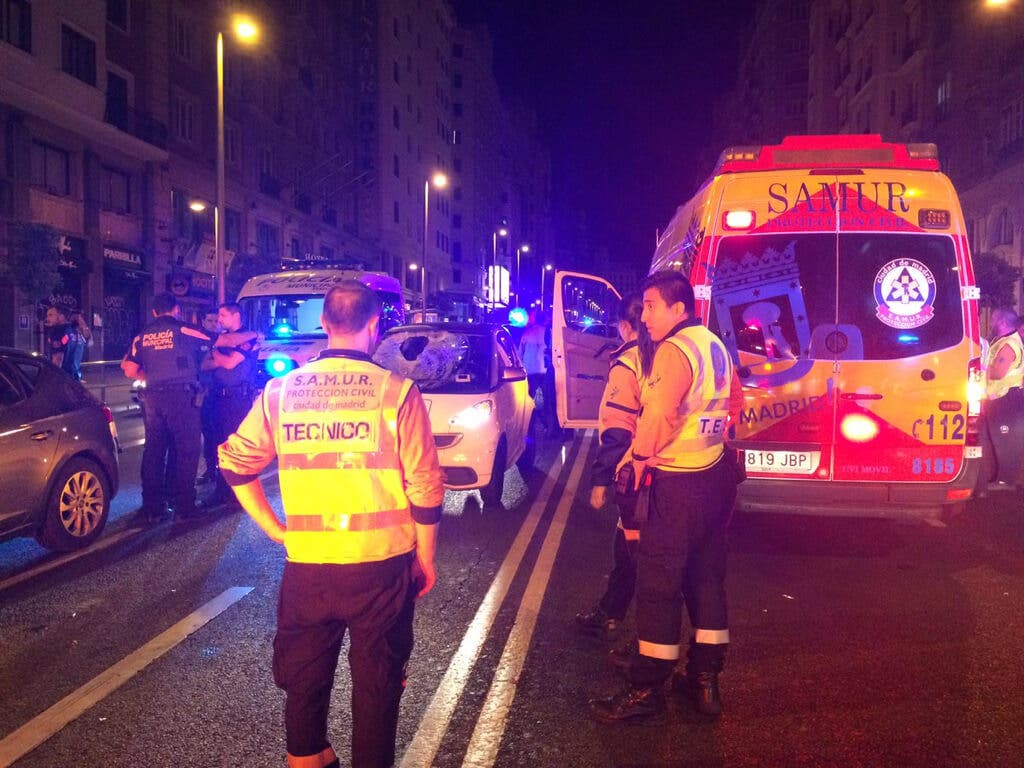 Herido grave un joven de 20 años tras ser atropellado en la Gran Vía