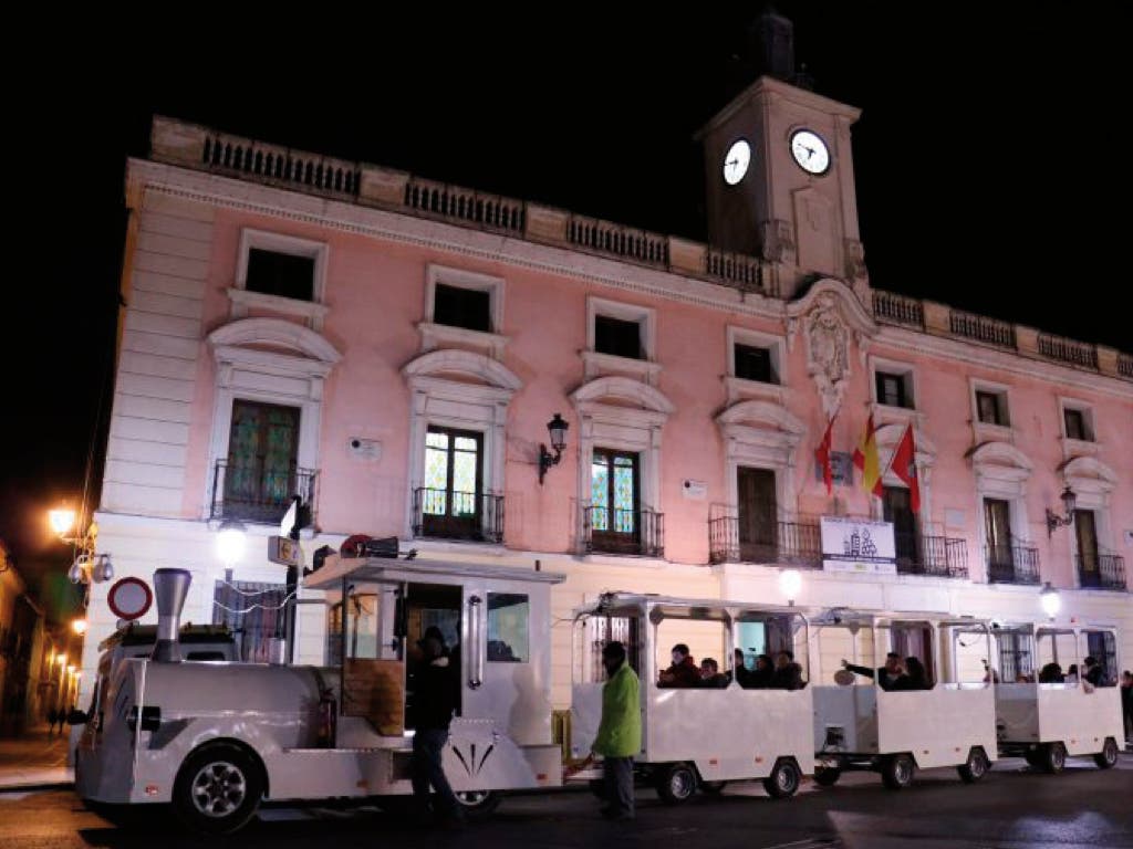 Dos trenes conectarán los dos espacios de Alcalá, Ciudad de la Navidad