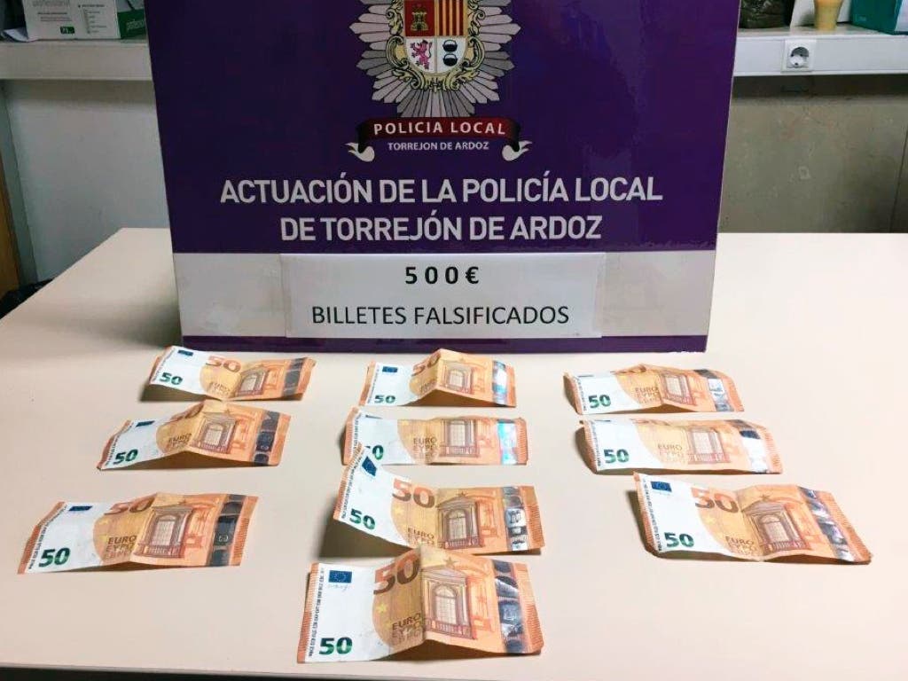 Detenido en Torrejón por llevar 500 euros en billetes falsos