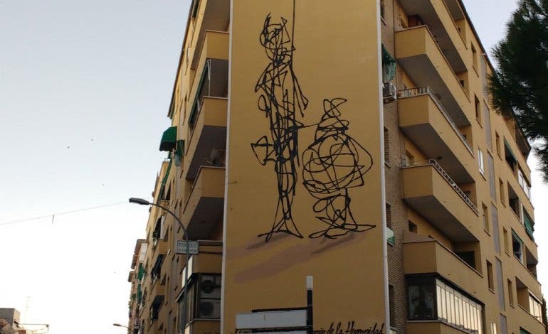 Un edificio de Alcalá de Henares alberga un nuevo mural homenaje a Cervantes