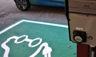 Alcalá instala su primer punto de recarga gratuito para coches eléctricos