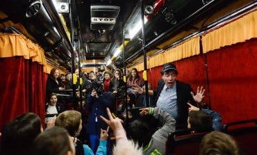 Llega a Torrejón el único autobús de España convertido en teatro