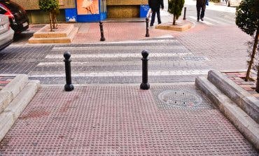 Torrejón continúa eliminando barreras arquitectónicas en las calles