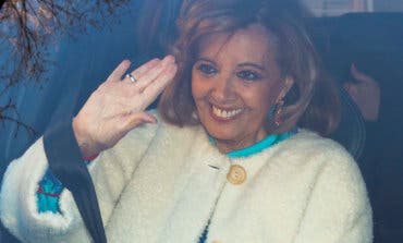 María Teresa Campos recibe el alta en el Hospital La Luz