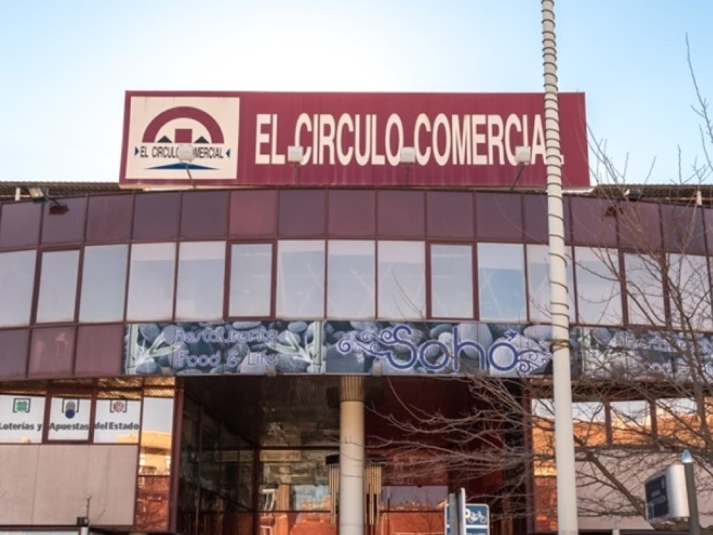 Ahorramás cierra su tienda en El Círculo de Torrejón