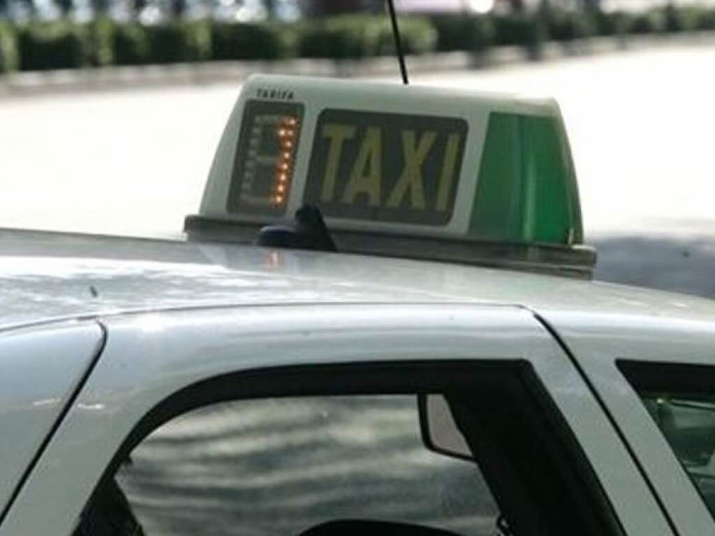 Un taxista ayuda a resolver el atropello de un ciclista en Madrid