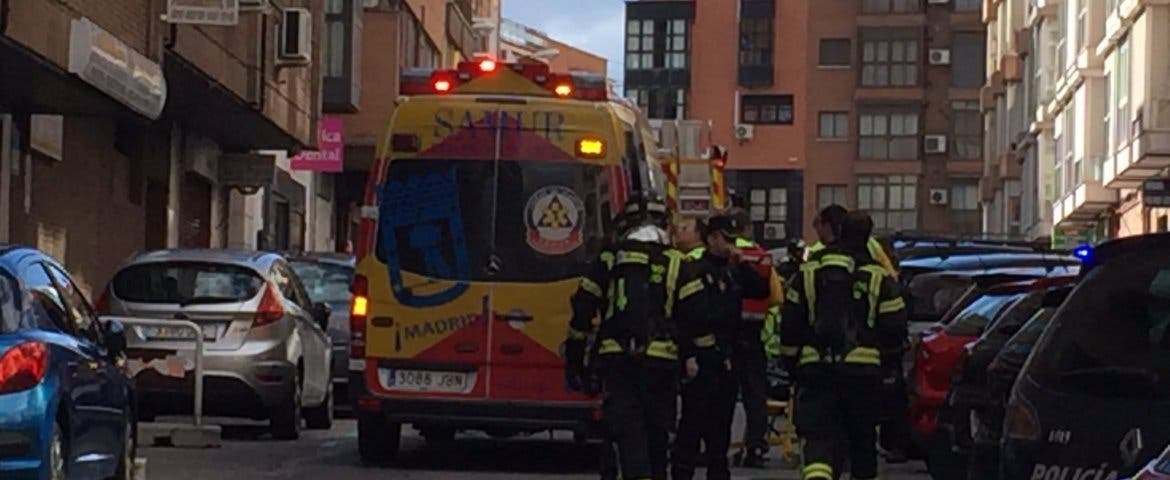 Una mujer de 90 años, en estado crítico tras un incendio en Madrid