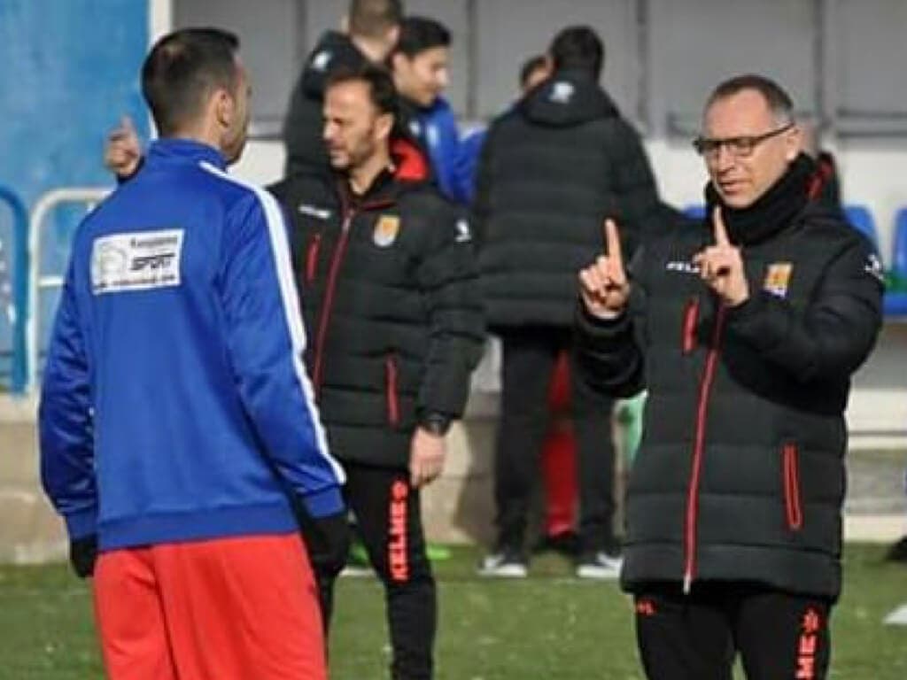 Paco Sáez, entrenador de la AD Torrejón sufre un infarto 