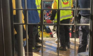 Un hombre intenta quemarse a lo bonzo en una oficina de Hacienda