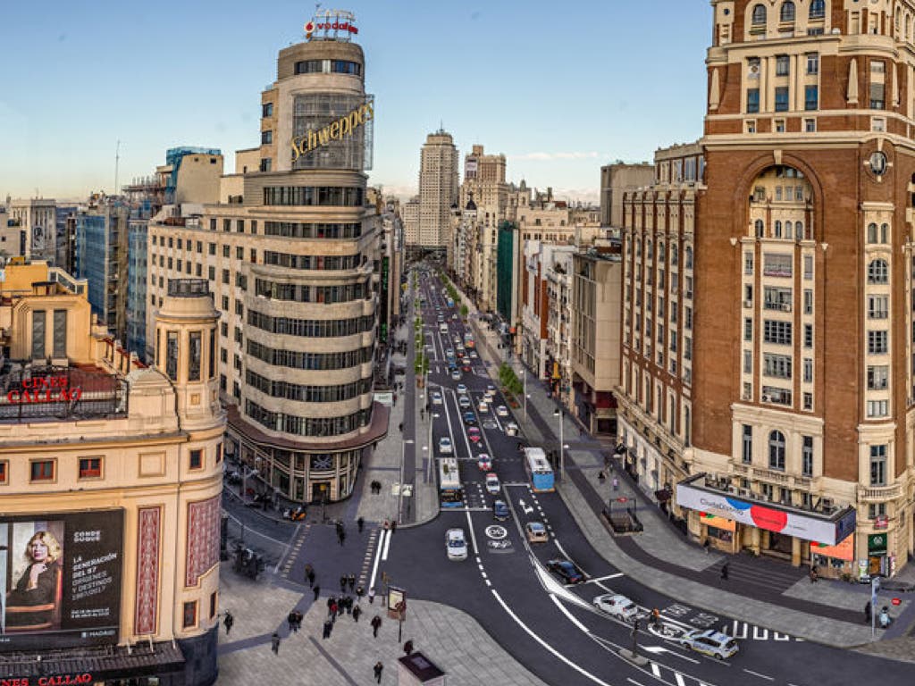 ¿Cuánta gente pasa por Gran Vía? Madrid revela cuáles son las calles más transitadas 