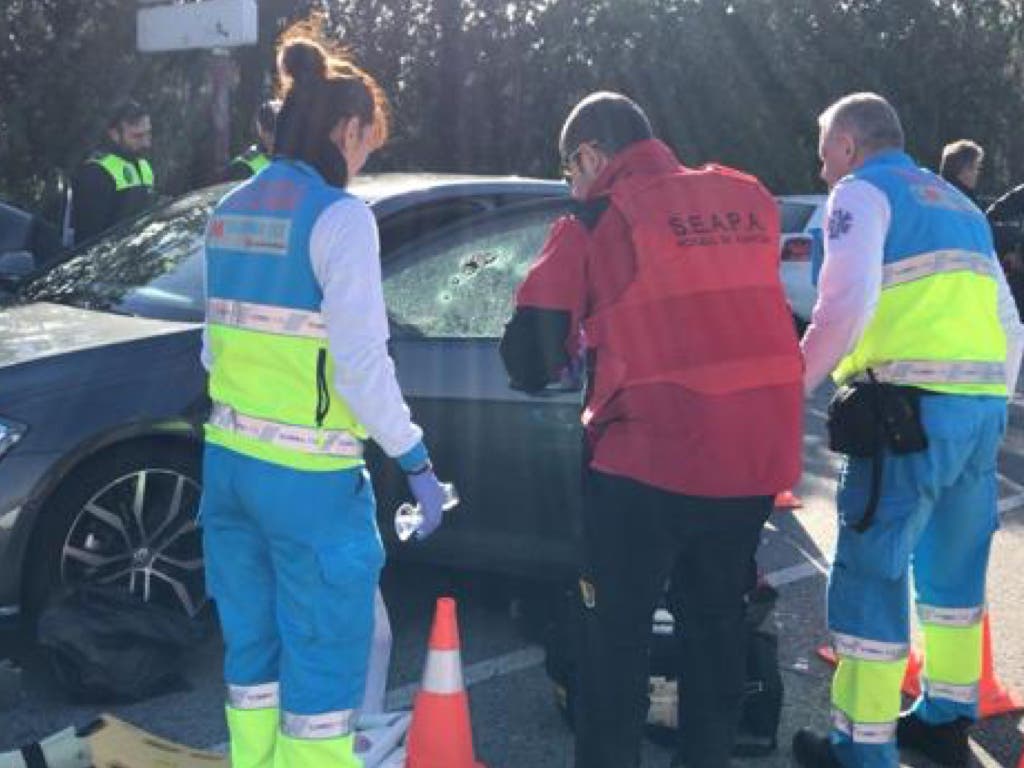 Muere un hombre tiroteado en el interior de su coche en Madrid