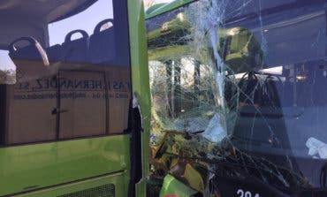 Varios heridos tras chocar dos autobuses en la A-6